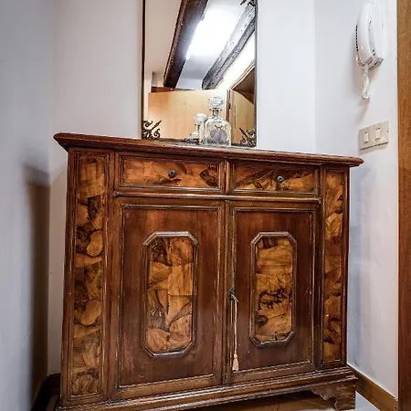 Ca' Francesco Apartman *